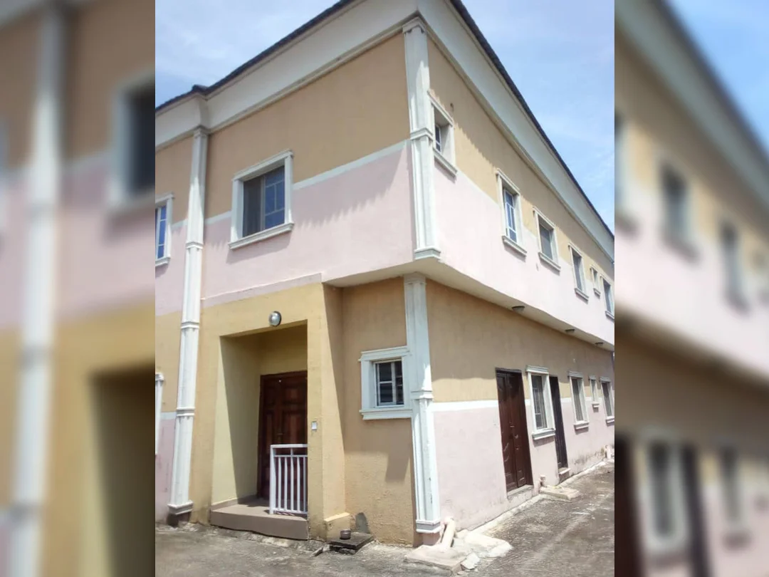 #ToLet: 2 Nos of 3 Bedroom Flats